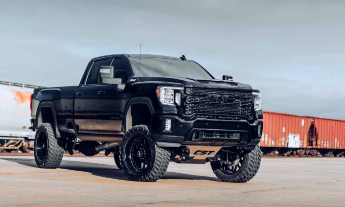 I saw a 2022 GMC truck in black at the auto auction.